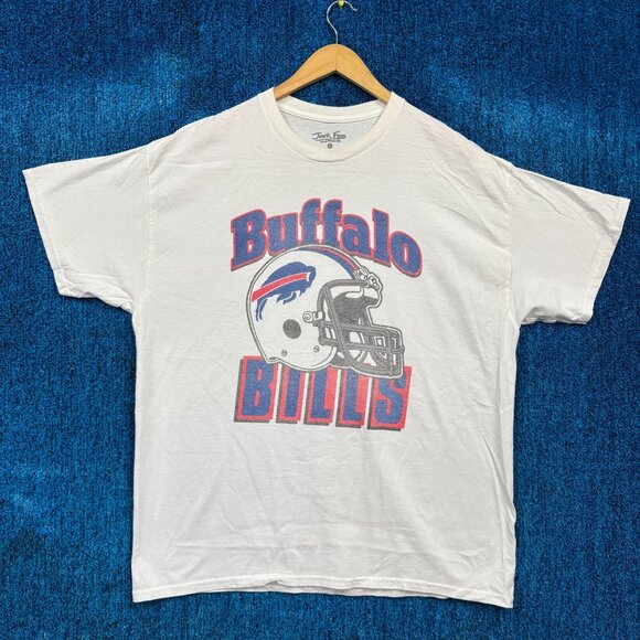 Buffalo Bills Gameday Football Helmet Oversized NFL Tee L - Picture 1 of 4
